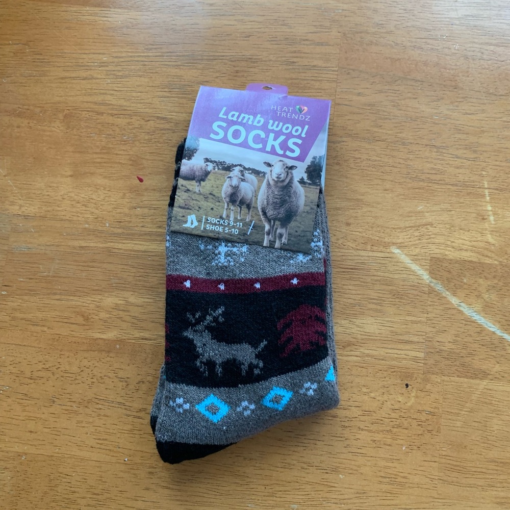 4/$20 Heat Trendz Lamb Wool Socks
